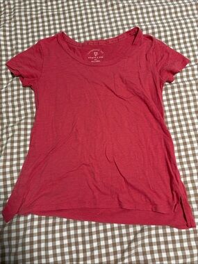Prince & Fox Women's Short-Sleeve Pocket Tee